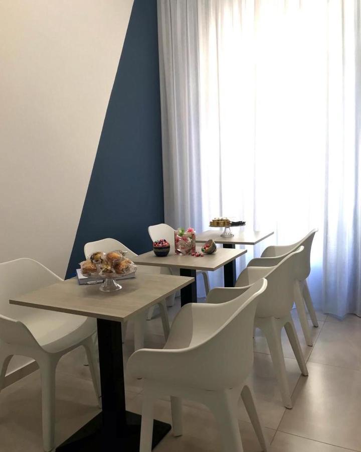 Отель To Do Napoli Экстерьер фото